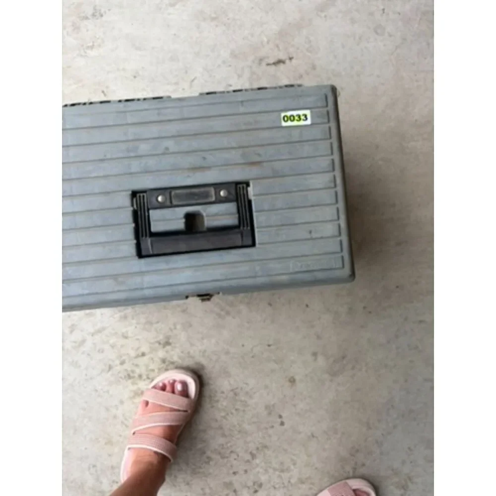stack on - lockable step up tool box